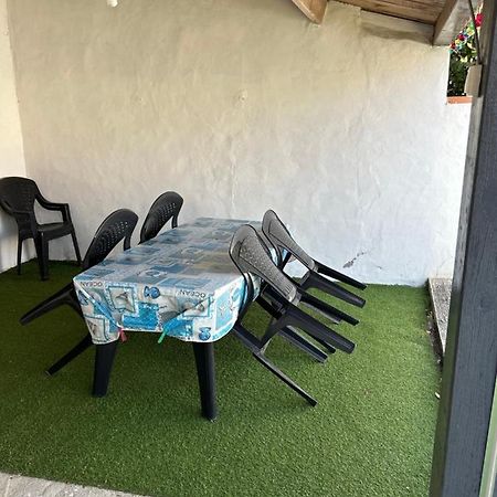 Petite Maison Au Calme, Dans Une Impasse L'Epine  外观 照片