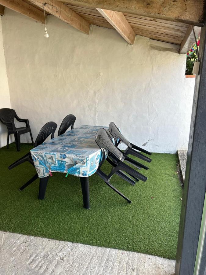 Petite Maison Au Calme, Dans Une Impasse L'Epine  外观 照片